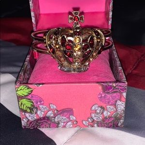 Betsey Johnson bracelet